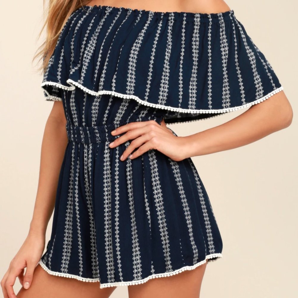 Lulu's Navy Blue Print Off-the-Shoulder Romper | S